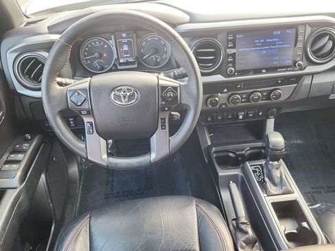Used 2021 Toyota Tacoma TRD Pro AWD/4WD image 11