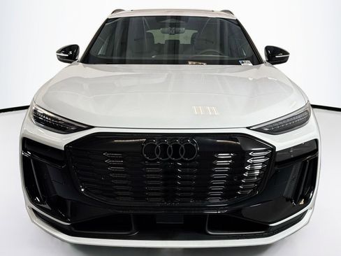 New 2027 Audi Q6 e-tron Premium Plus AWD/4WD image 2