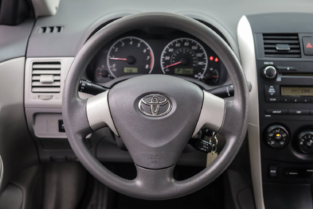 Used 2010 Toyota Corolla LE FWD image 25