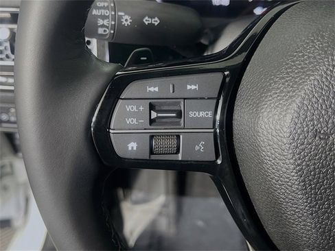 Used 2024 Honda Civic Sport image 16