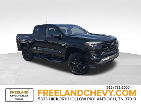 Used 2025 Chevrolet Colorado Z71 w/ Z71 Convenience Package 2 AWD/4WD image 1