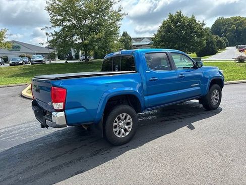 Used 2016 Toyota Tacoma SR5 w/ SR5 Appearance Package (SN) AWD/4WD image 8