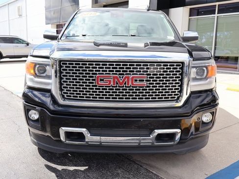 Used 2015 GMC Sierra 1500 Denali w/ Driver Alert Package image 2