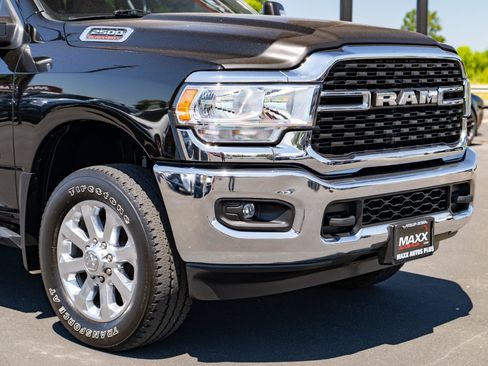 Used 2023 RAM 2500 Big Horn w/ Level 1 Equipment Group AWD/4WD image 7