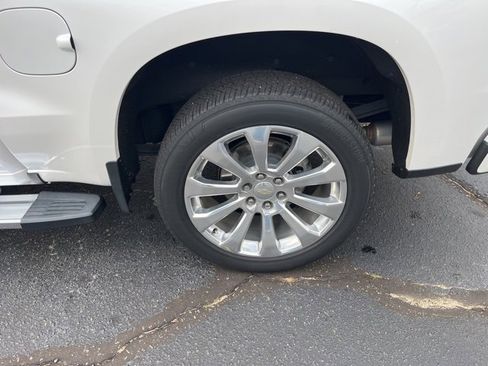 Used 2022 Chevrolet Silverado 1500 High Country image 36