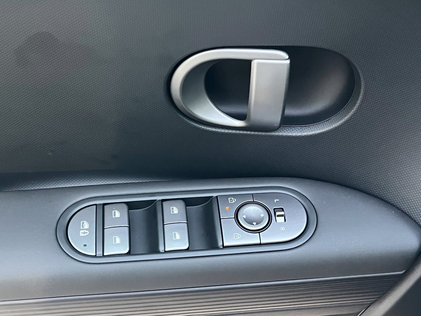 New 2027 Hyundai Ioniq 5 SE RWD image 22