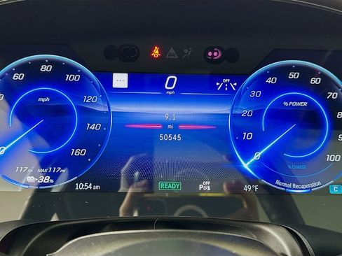 Used 2023 Mercedes-Benz EQS 580 4MATIC SUV w/ Acoustic Comfort Package image 29