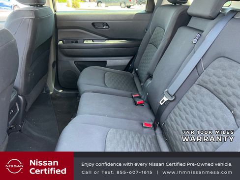 Certified 2025 Nissan Pathfinder S FWD image 17