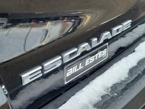 Used 2019 Cadillac Escalade ESV Luxury image 6