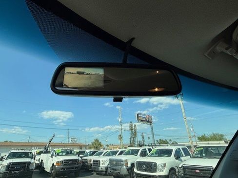 Used 2018 Chevrolet Express 2500 w/ Driver Convenience Package image 20