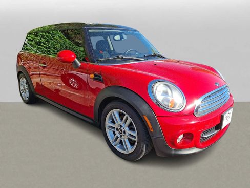 Used 2011 MINI Cooper Clubman FWD image 3