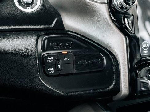 Used 2020 RAM 2500 Laramie AWD/4WD image 35