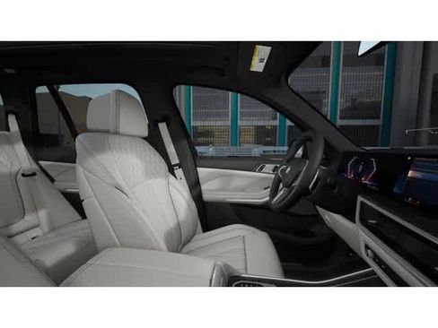 New 2026 BMW X5 sDrive40i w/ M Sport Package image 9