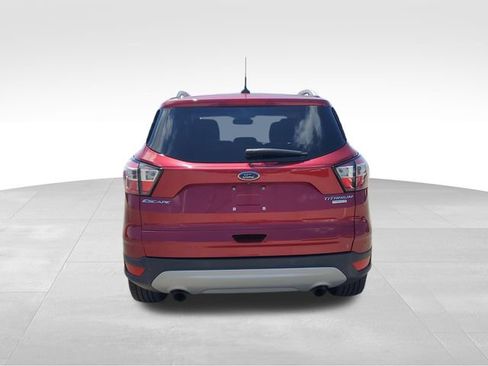 Used 2018 Ford Escape Titanium w/ Ford Safe & Smart Package FWD image 5