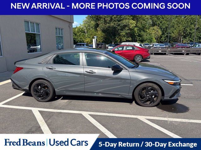 Certified 2026 Hyundai Elantra SEL Sport Premium FWD image 4