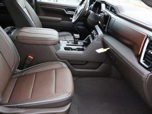 New 2026 GMC Sierra 1500 Denali image 9