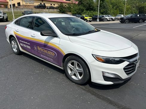Used 2023 Chevrolet Malibu LS FWD image 3