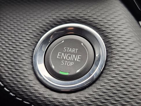 New 2026 Chevrolet Equinox LT w/ Safety and Technology Package FWD image 21