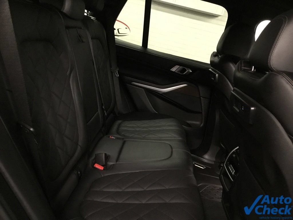 Used 2023 BMW X5 xDrive40i w/ Premium Package AWD/4WD image 33