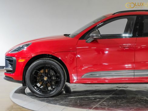 Used 2023 Porsche Macan Turbo AWD/4WD image 14