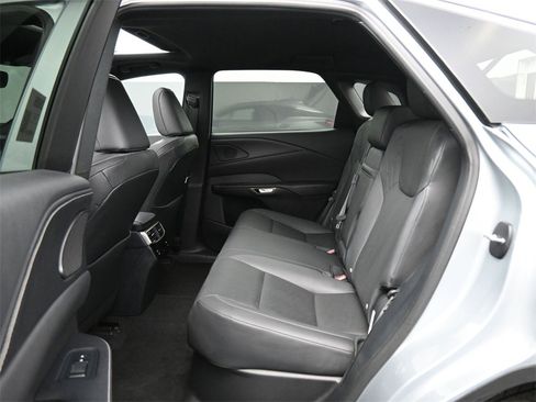 Used 2023 Lexus RX 350 Premium image 17