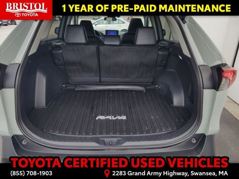 Certified 2023 Toyota RAV4 XLE Premium AWD/4WD image 32