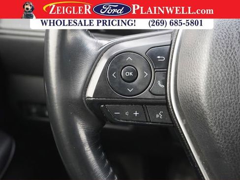 Used 2022 Toyota Venza LE image 23