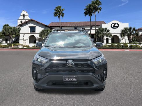 Used 2025 Toyota RAV4 XLE Premium FWD image 6