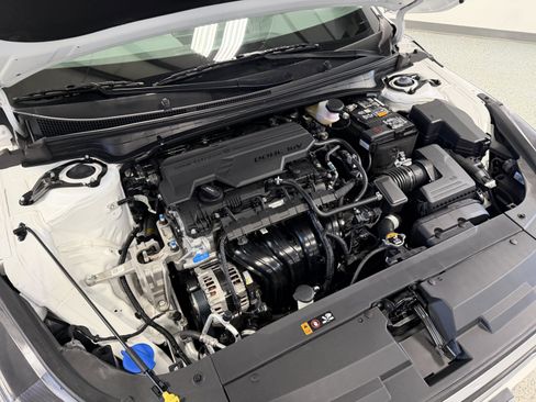 Used 2025 Kia K4 FWD image 27