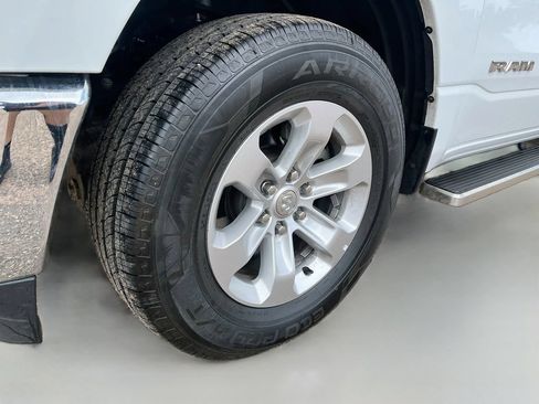 Used 2023 RAM 1500 Laramie AWD/4WD image 31