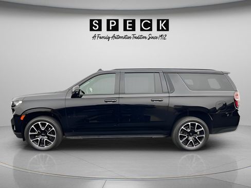 Certified 2024 Chevrolet Suburban RST w/ Luxury Package AWD/4WD image 2
