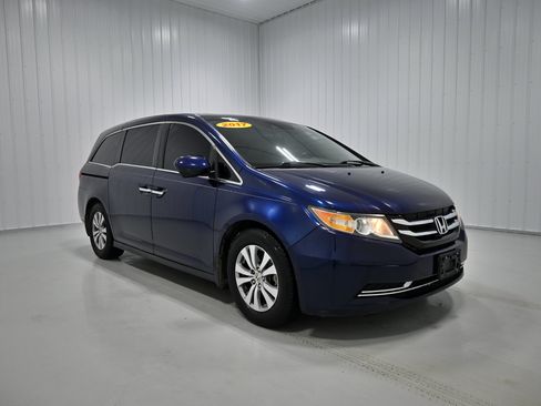Used 2017 Honda Odyssey EX-L image 3