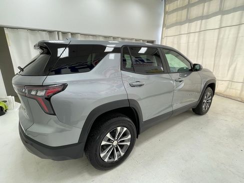 New 2026 Chevrolet Equinox LT image 4