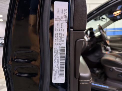 Used 2019 Jeep Grand Cherokee Summit w/ Skid Plate Group AWD/4WD image 36