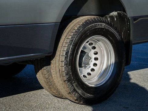 Used 2024 Mercedes-Benz Sprinter 3500 image 18