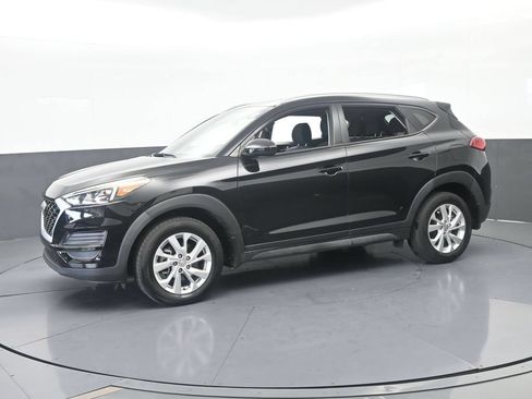Used 2021 Hyundai Tucson Value FWD image 2