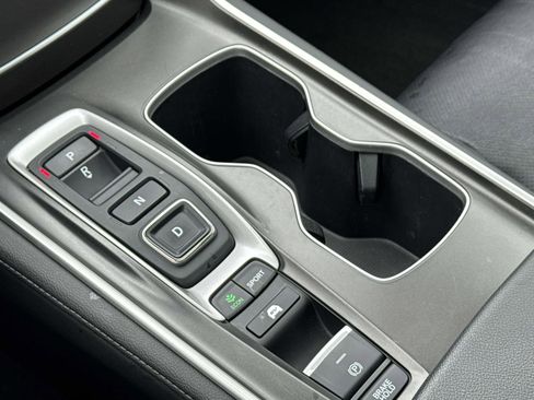 Used 2020 Honda Accord Touring image 13