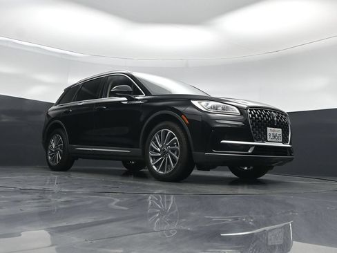 Used 2023 Lincoln Corsair Reserve w/ Equipment Group 201A FWD image 41