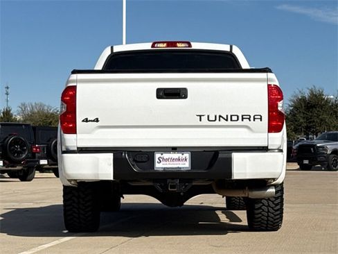 Used 2015 Toyota Tundra SR5 image 8