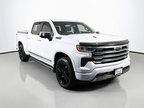 Used 2026 Chevrolet Silverado 1500 High Country AWD/4WD image 1