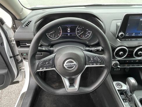 Used 2023 Nissan Sentra SV FWD image 13