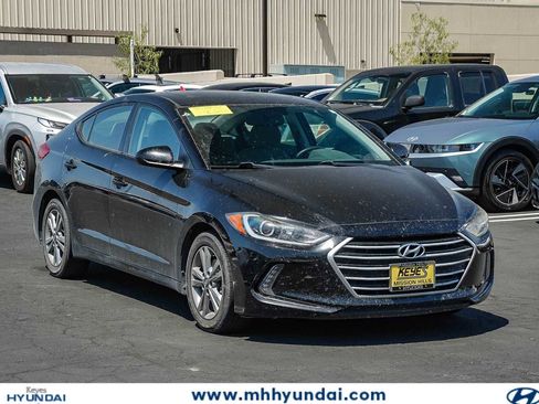 Used 2018 Hyundai Elantra Value Edition w/ Cargo Package FWD image 3