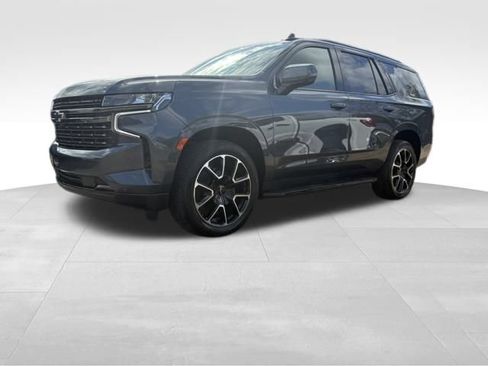 Used 2021 Chevrolet Tahoe RST w/ Luxury Package image 2
