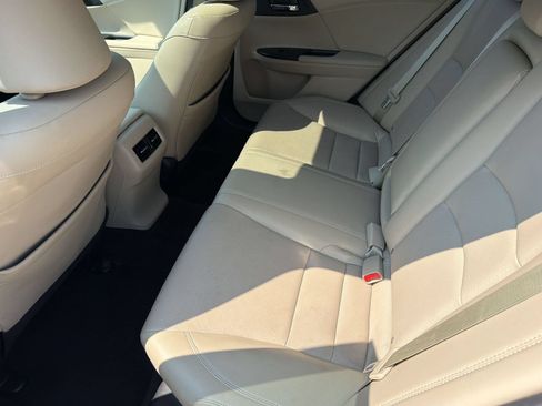 Used 2015 Honda Accord EX-L image 23