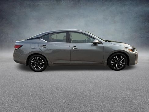 Used 2024 Nissan Sentra SV w/ All-Weather Package FWD image 4