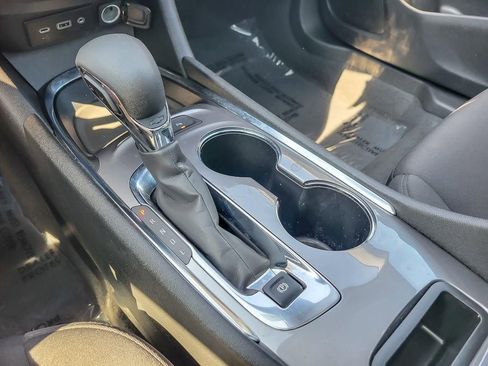 Used 2024 Chevrolet Malibu LT FWD image 19