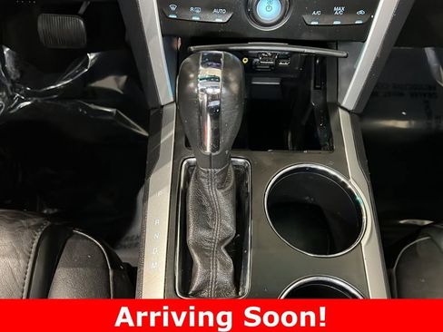 Used 2013 Ford Explorer XLT image 23