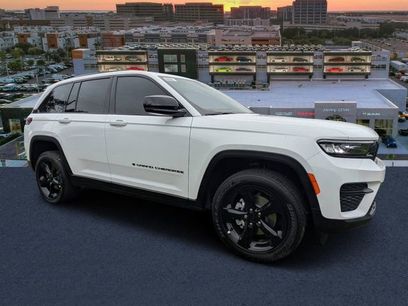 New 2025 Jeep Grand Cherokee Altitude