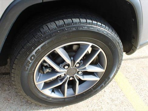 Certified 2021 Jeep Grand Cherokee Limited w/ Trailer Tow Group IV image 17