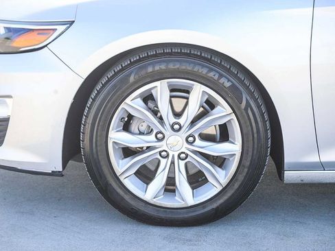 Used 2020 Chevrolet Malibu LT image 10